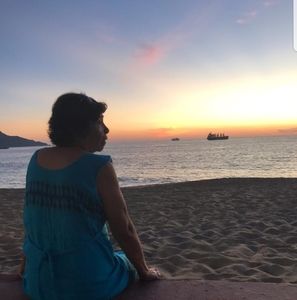 Meet your Posher, Delia